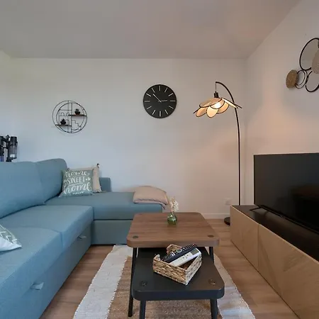 Daire Appartement, Terrasse, Piscine, Parking, Netflix Et Wi-fi