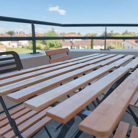 Appartement, Terrasse, Piscine, Parking, Netflix Et Wi-fi Daire Gaillac