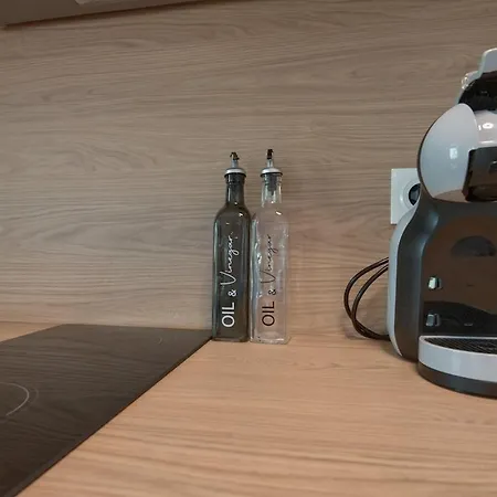 Appartement, Terrasse, Piscine, Parking, Netflix Et Wi-fi *