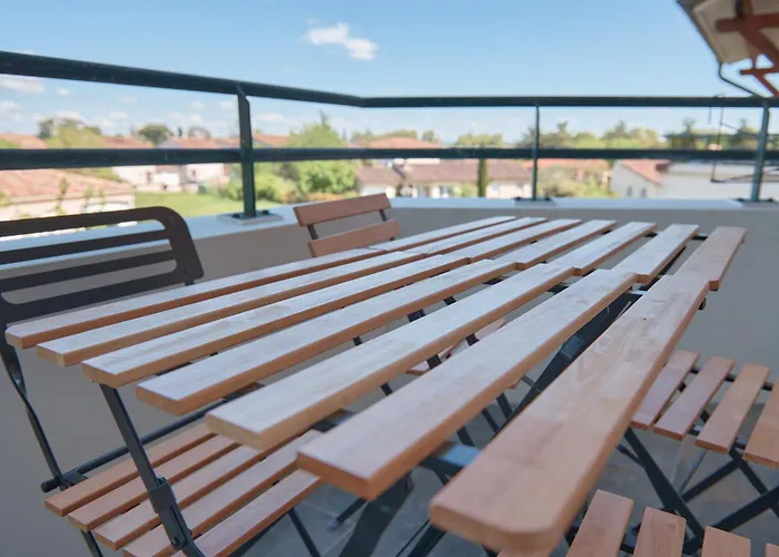 Appartement, Terrasse, Piscine, Parking, Netflix Et Wi-fi ガイヤック