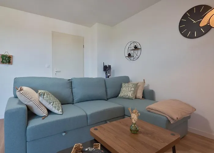 Appartement, Terrasse, Piscine, Parking, Netflix Et Wi-fi